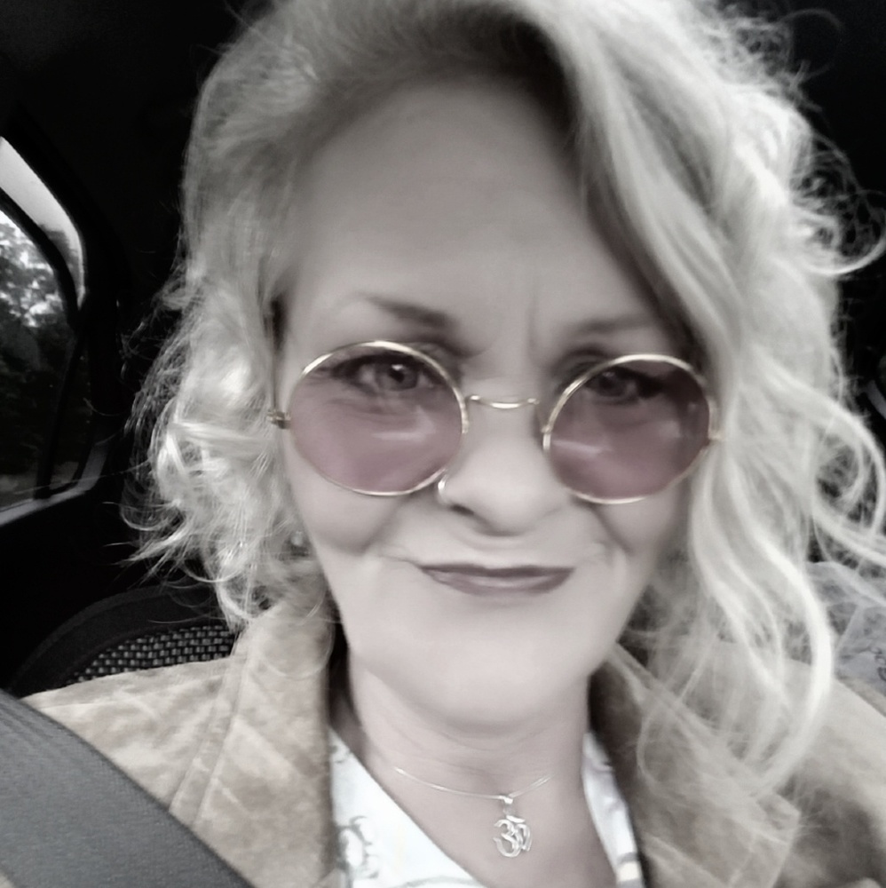 Meet your Posher, Heidie